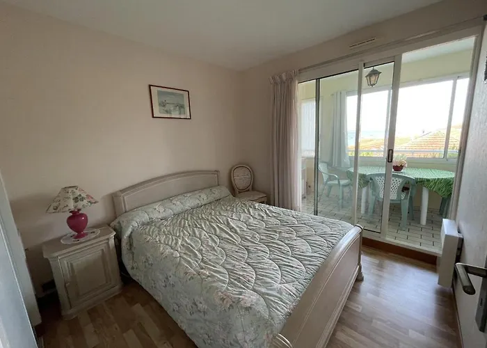 Bel T2 A Deux Pas Des Plages, Avec Parking Et Garage - Fr-1-474-212 아파트