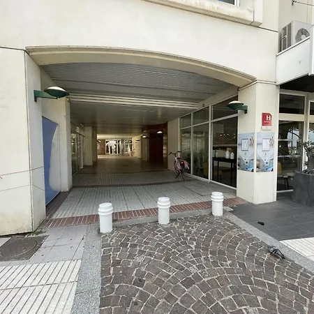 Bel T2 A Deux Pas Des Plages, Avec Parking Et Garage - Fr-1-474-212 Lägenhet